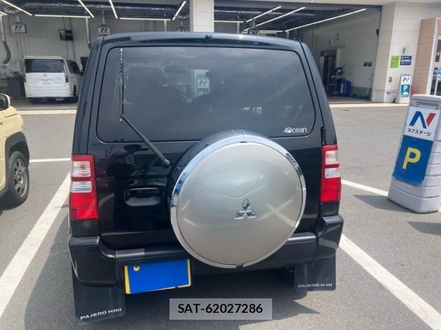 Mitsubishi PAJERO MINI 2012-03 8414288-2