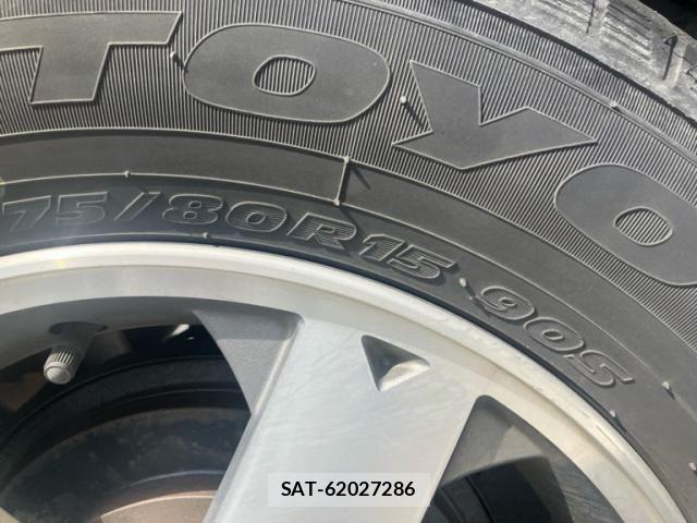 Mitsubishi PAJERO MINI 2012-03 8414288-5