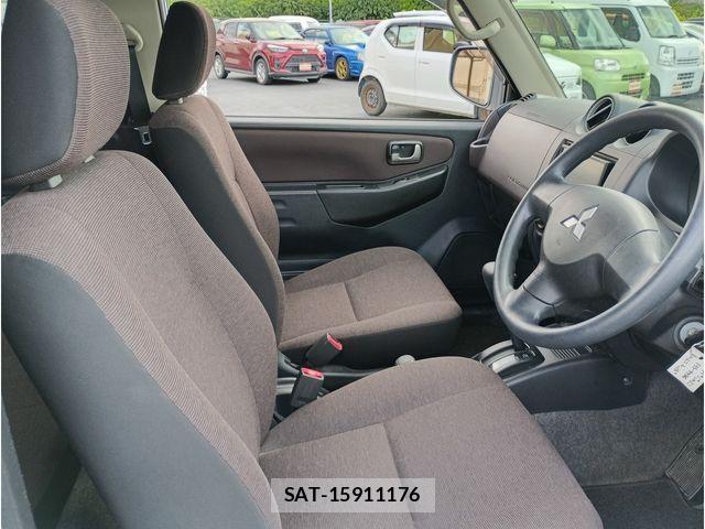 Mitsubishi PAJERO MINI 2011-12 8414278-9