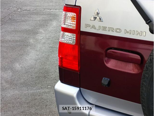 Mitsubishi PAJERO MINI 2011-12 8414278-26
