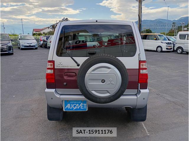 Mitsubishi PAJERO MINI 2011-12 8414278-4