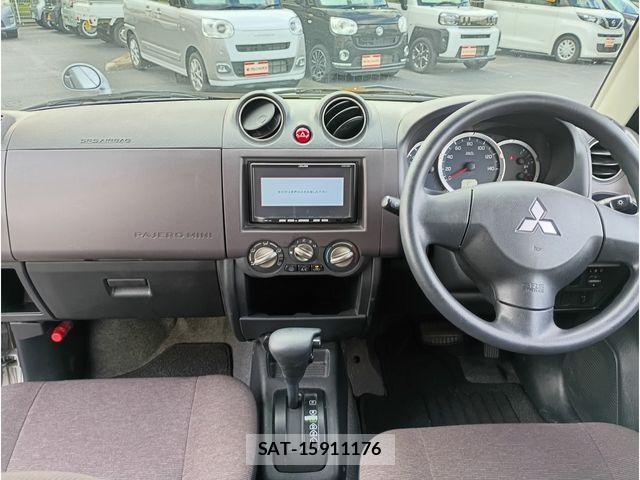 Mitsubishi PAJERO MINI 2011-12 8414278-6