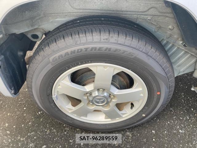 Mitsubishi PAJERO MINI 2008-02 8414284-7