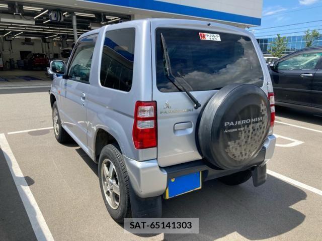Mitsubishi PAJERO MINI 2009-08 8414292-3