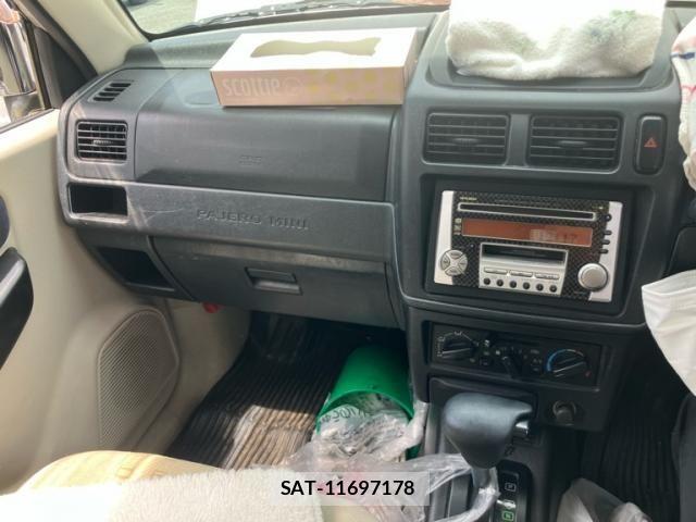 Mitsubishi PAJERO MINI 2004-03 8438684-16