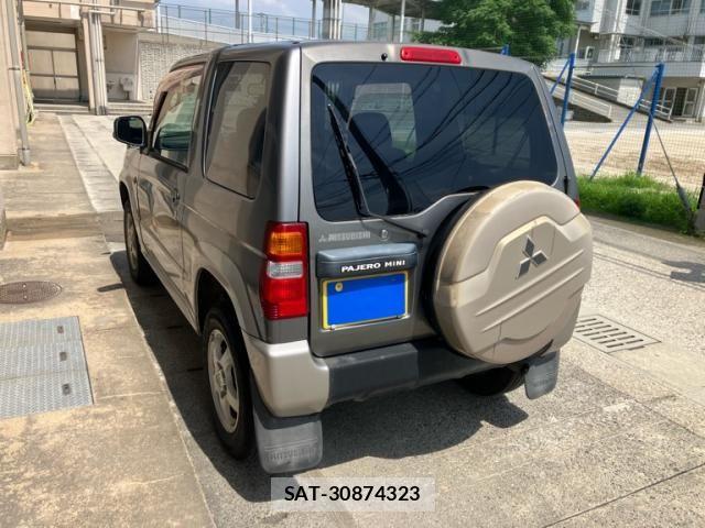 Mitsubishi PAJERO MINI 2000-02 8526507-3