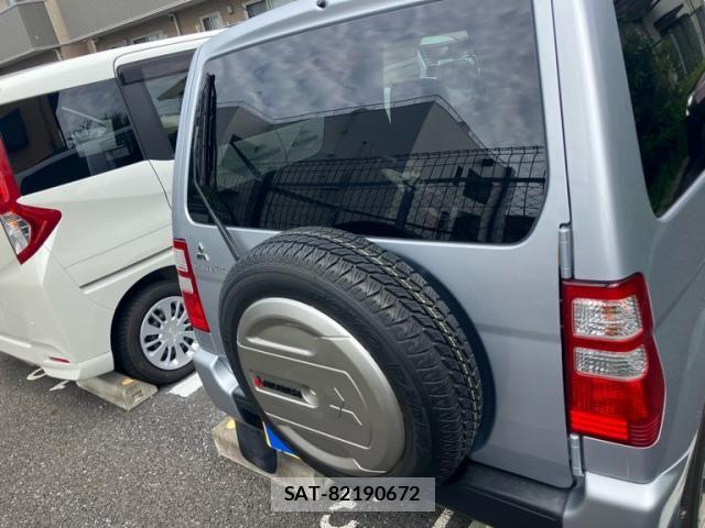 Mitsubishi PAJERO MINI 2009-02 8526506-1