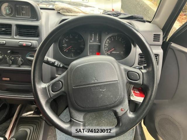 Mitsubishi PAJERO MINI 1995-02 8660929-13