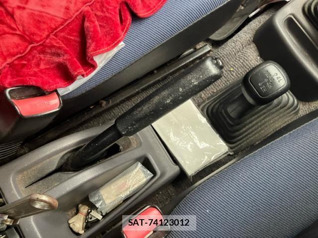 Mitsubishi PAJERO MINI 1995-02 8660929-21