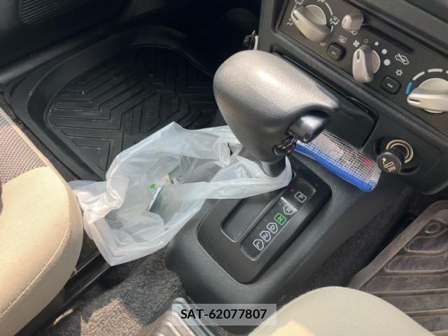 Mitsubishi PAJERO MINI 2008-06 8745127-20