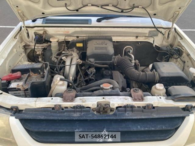 Mitsubishi PAJERO MINI 1999-01 8831017-9