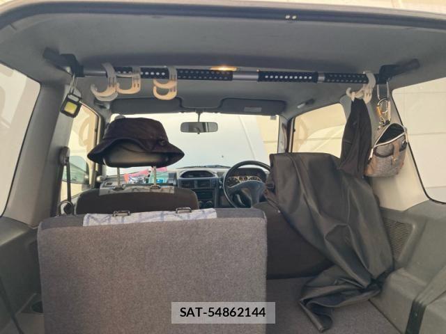 Mitsubishi PAJERO MINI 1999-01 8831017-12