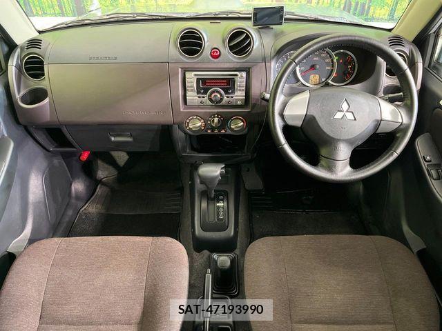 Mitsubishi PAJERO MINI 2012-01 8881486-1