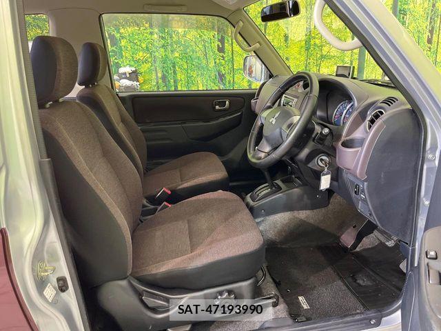 Mitsubishi PAJERO MINI 2012-01 8881486-4