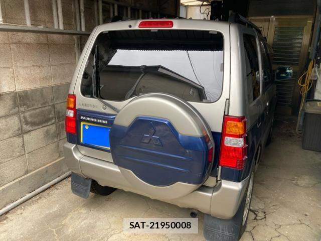 Mitsubishi PAJERO MINI 2000-01 8881488-7