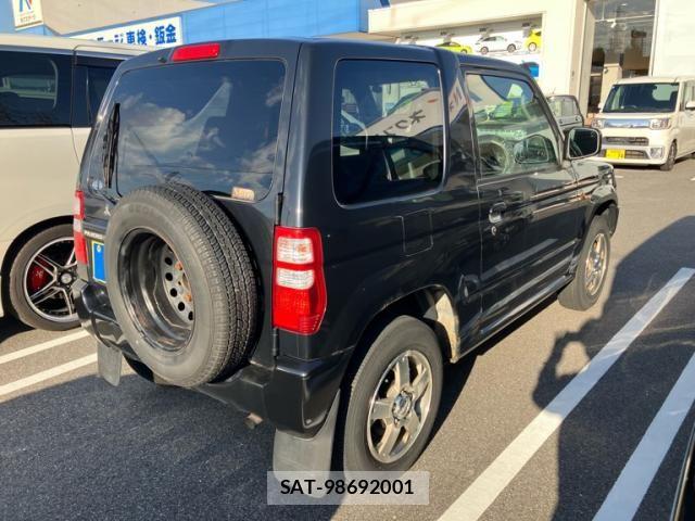 Mitsubishi PAJERO MINI 2004-02 8884161-7