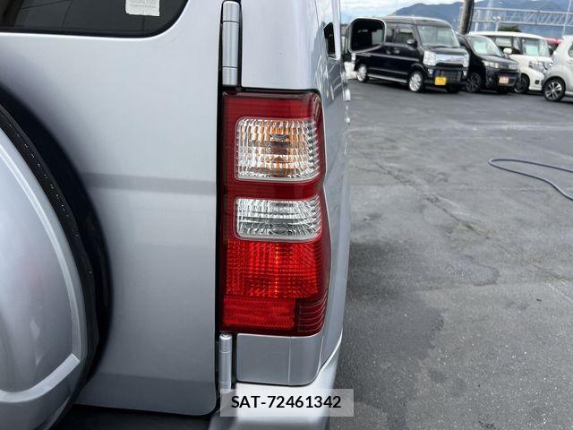 Mitsubishi PAJERO MINI 2010-10 8884159-18
