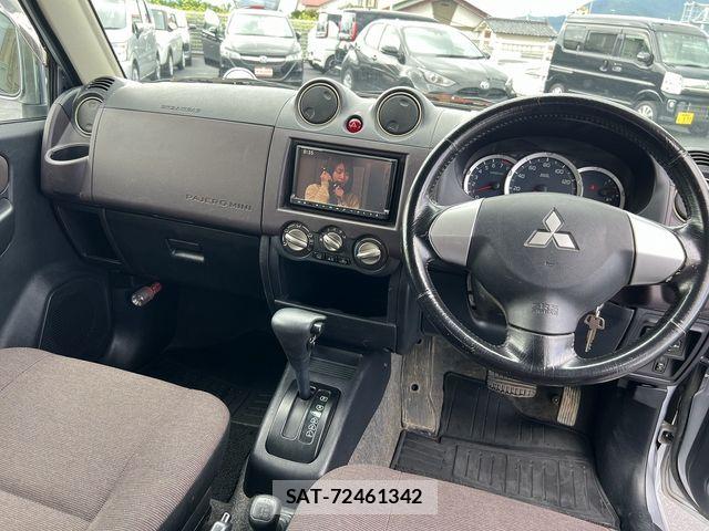 Mitsubishi PAJERO MINI 2010-10 8884159-6