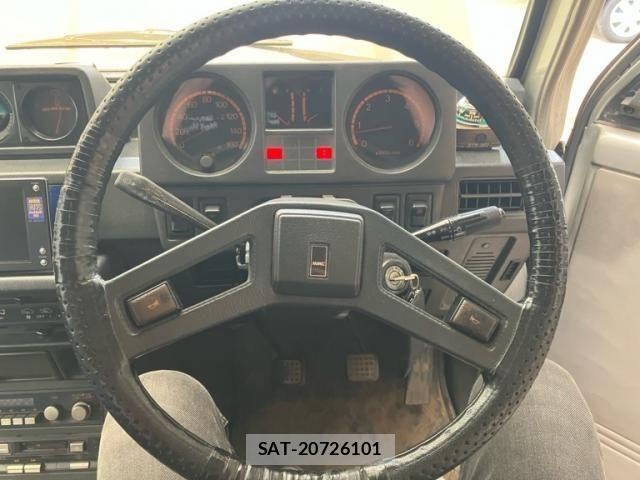 Mitsubishi PAJERO VAN 1987-03 8037539-9