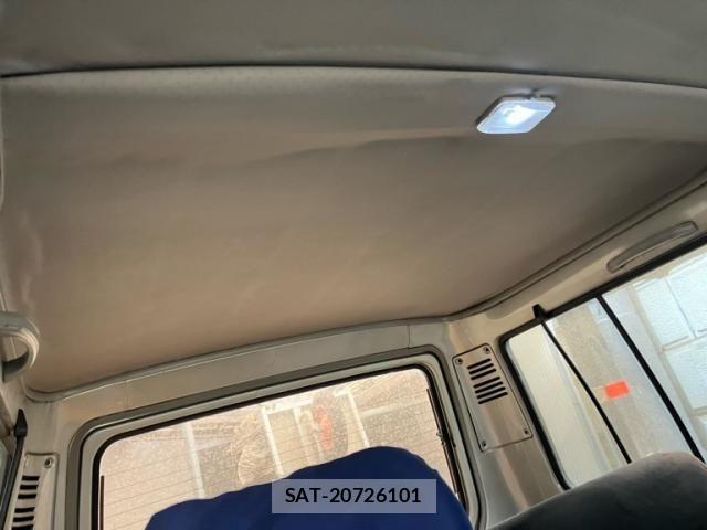Mitsubishi PAJERO VAN 1987-03 8037539-21