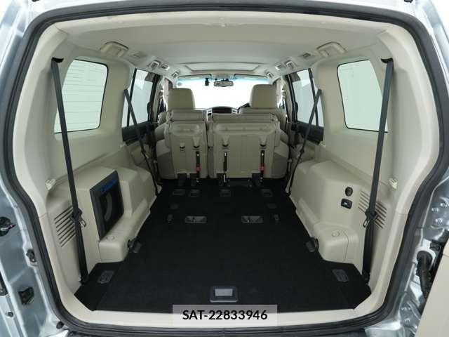 Mitsubishi PAJERO 2015-02 510323-9