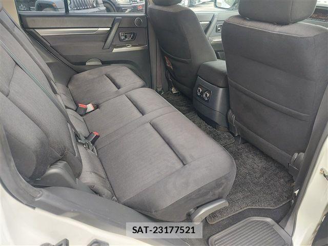Mitsubishi PAJERO 2013-08 843286-15