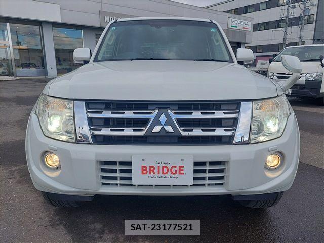 Mitsubishi PAJERO 2013-08 843286-1