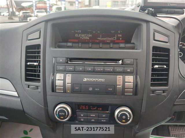 Mitsubishi PAJERO 2013-08 843286-23
