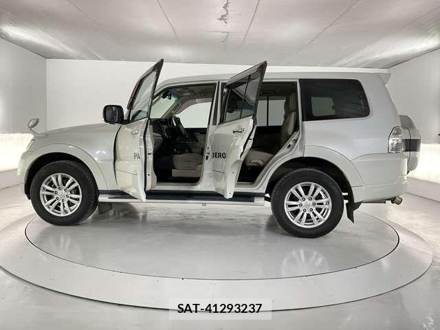 Mitsubishi PAJERO 2014-10 1198377-5