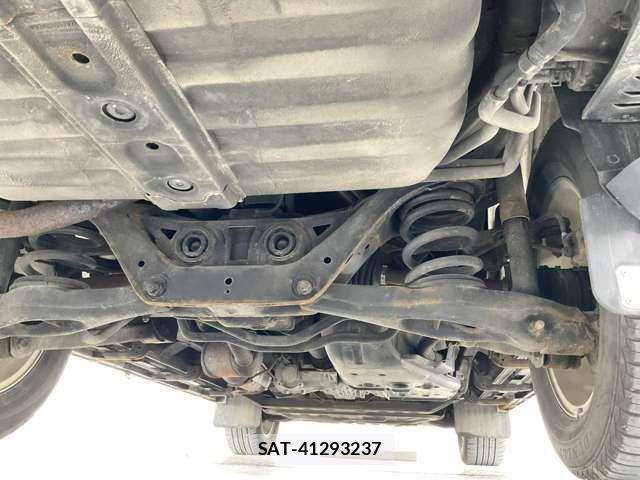 Mitsubishi PAJERO 2014-10 1198377-7