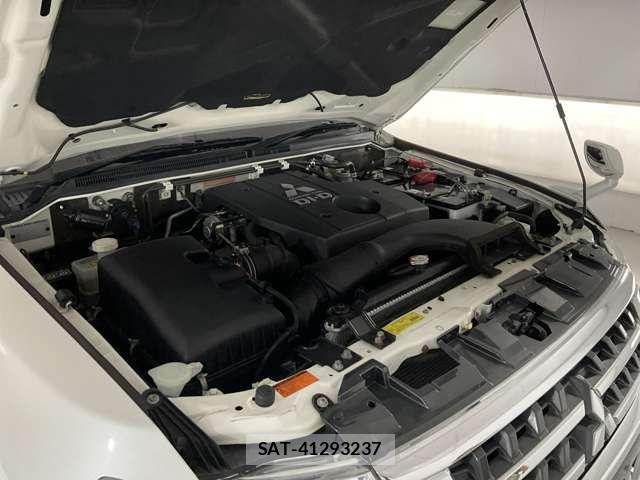 Mitsubishi PAJERO 2014-10 1198377-10