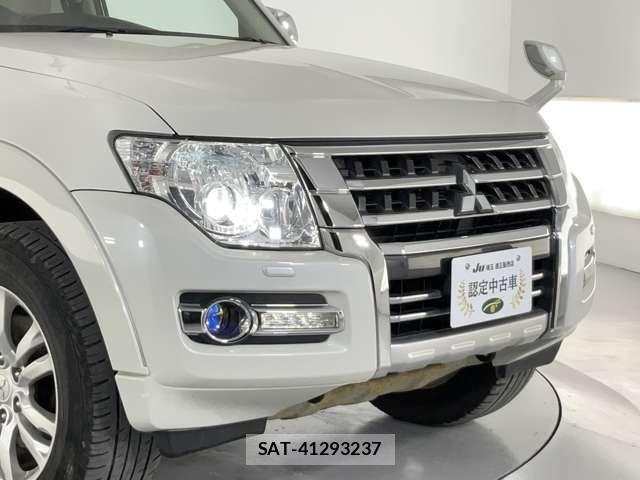 Mitsubishi PAJERO 2014-10 1198377-2