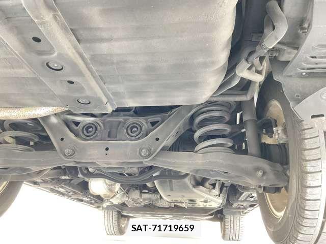 Mitsubishi PAJERO 2014-09 1208009-7