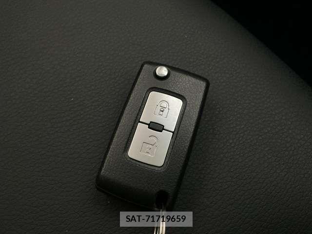 Mitsubishi PAJERO 2014-09 1208009-8