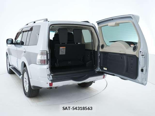 Mitsubishi PAJERO 2015-07 1496218-18