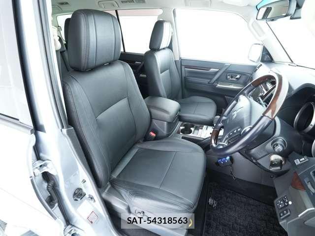 Mitsubishi PAJERO 2015-07 1496218-8