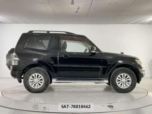 Mitsubishi PAJERO 2014-10 2003569-6