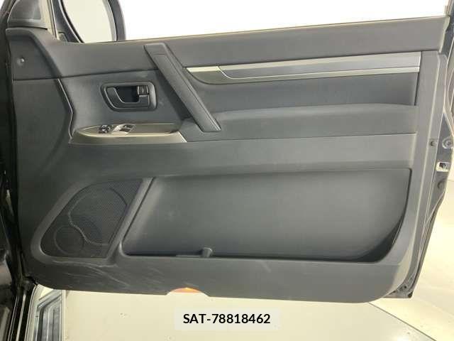 Mitsubishi PAJERO 2014-10 2003569-13