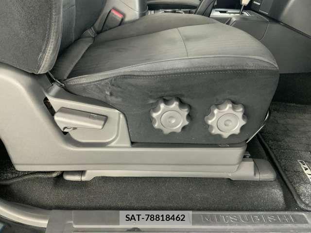 Mitsubishi PAJERO 2014-10 2003569-15