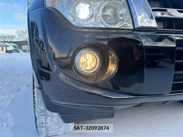 Mitsubishi PAJERO 2013-02 2103073-9