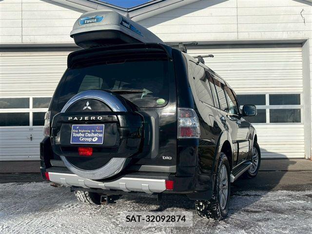 Mitsubishi PAJERO 2013-02 2103073-4