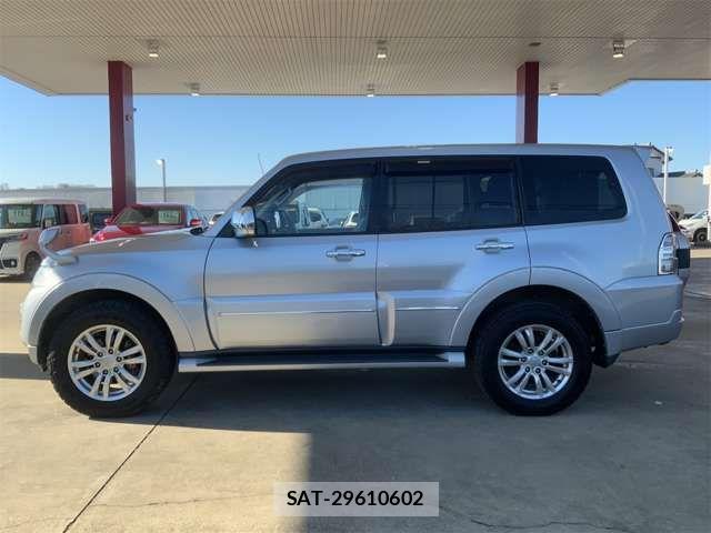 Mitsubishi PAJERO 2014-10 2319936-10