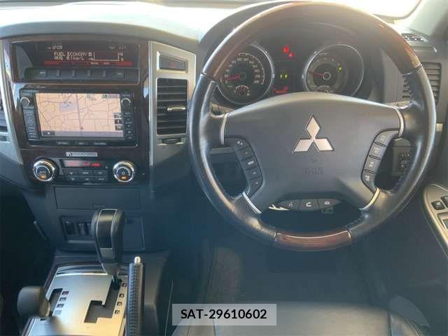 Mitsubishi PAJERO 2014-10 2319936-17