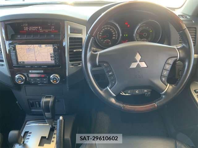 Mitsubishi PAJERO 2014-10 2319936-18
