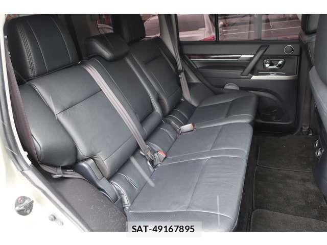 Mitsubishi PAJERO 2012-05 2352405-5