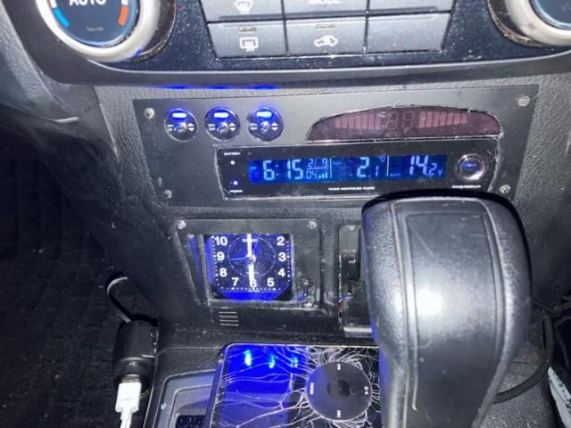 Mitsubishi PAJERO 2011-11 3679667-18