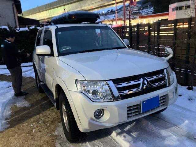 Mitsubishi PAJERO 2011-11 3679667-2