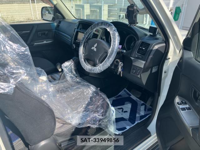 Mitsubishi PAJERO 2017-08 3908698-12