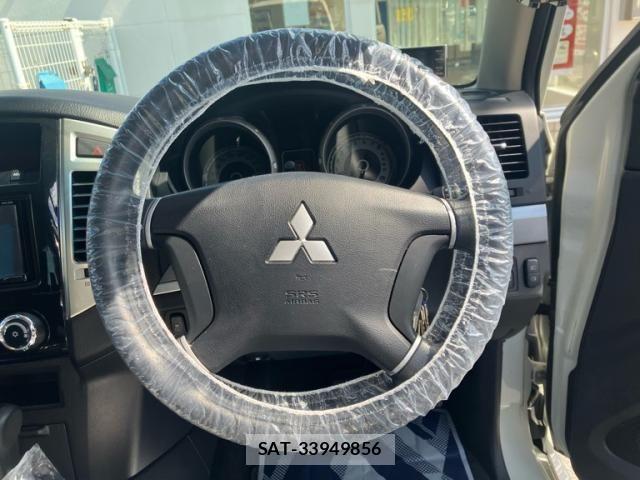 Mitsubishi PAJERO 2017-08 3908698-15