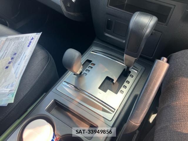 Mitsubishi PAJERO 2017-08 3908698-21